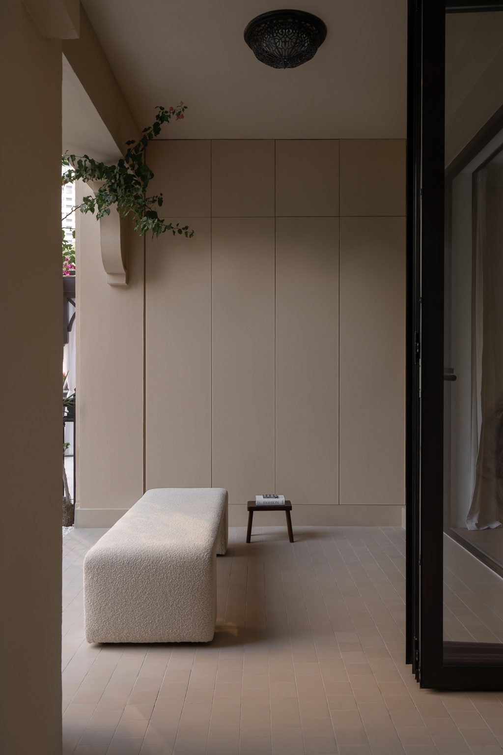 Reading nook with stool and balcony